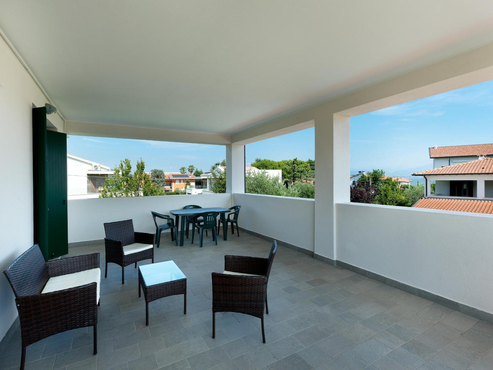 Residence Fiore Rosso Sirmione Exterior photo